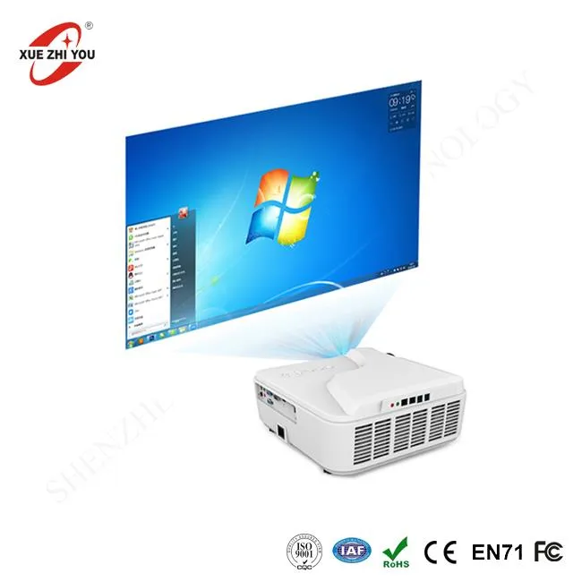 Projector làser ultra curt de 3600Lms amb PC